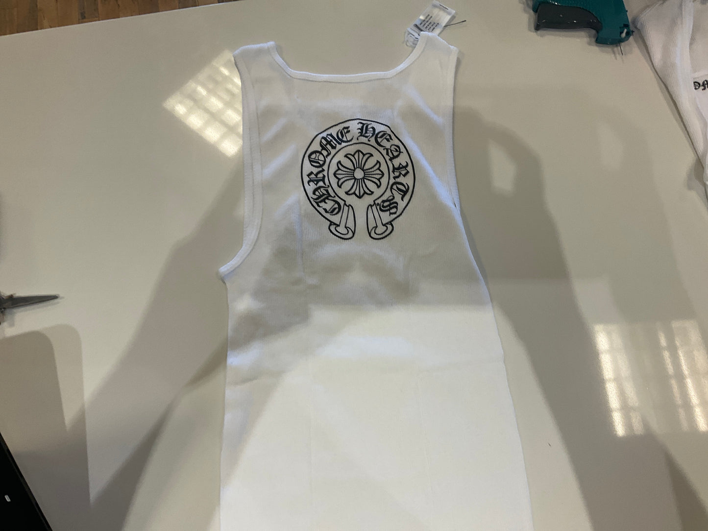 Chrome heart tank top white horseshoe