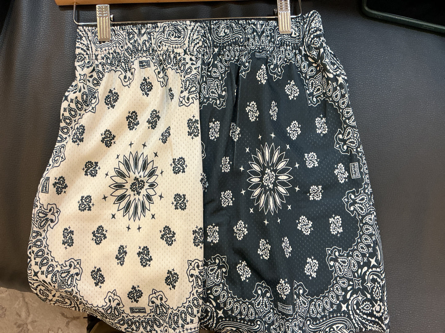 Bravest Studio Shorts Design Black/White