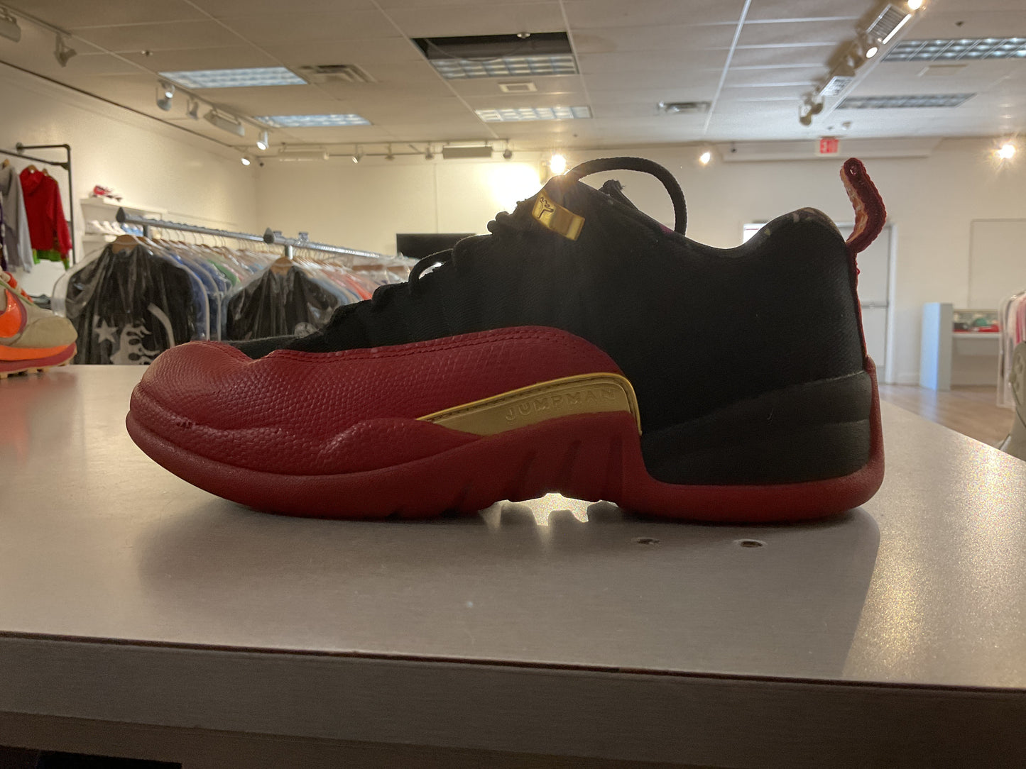 Jordan 12 Low SE Super Bowl LV *USED*