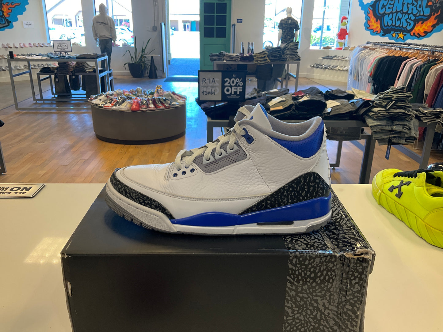 Jordan 3 Retro Racer Blue *USED*