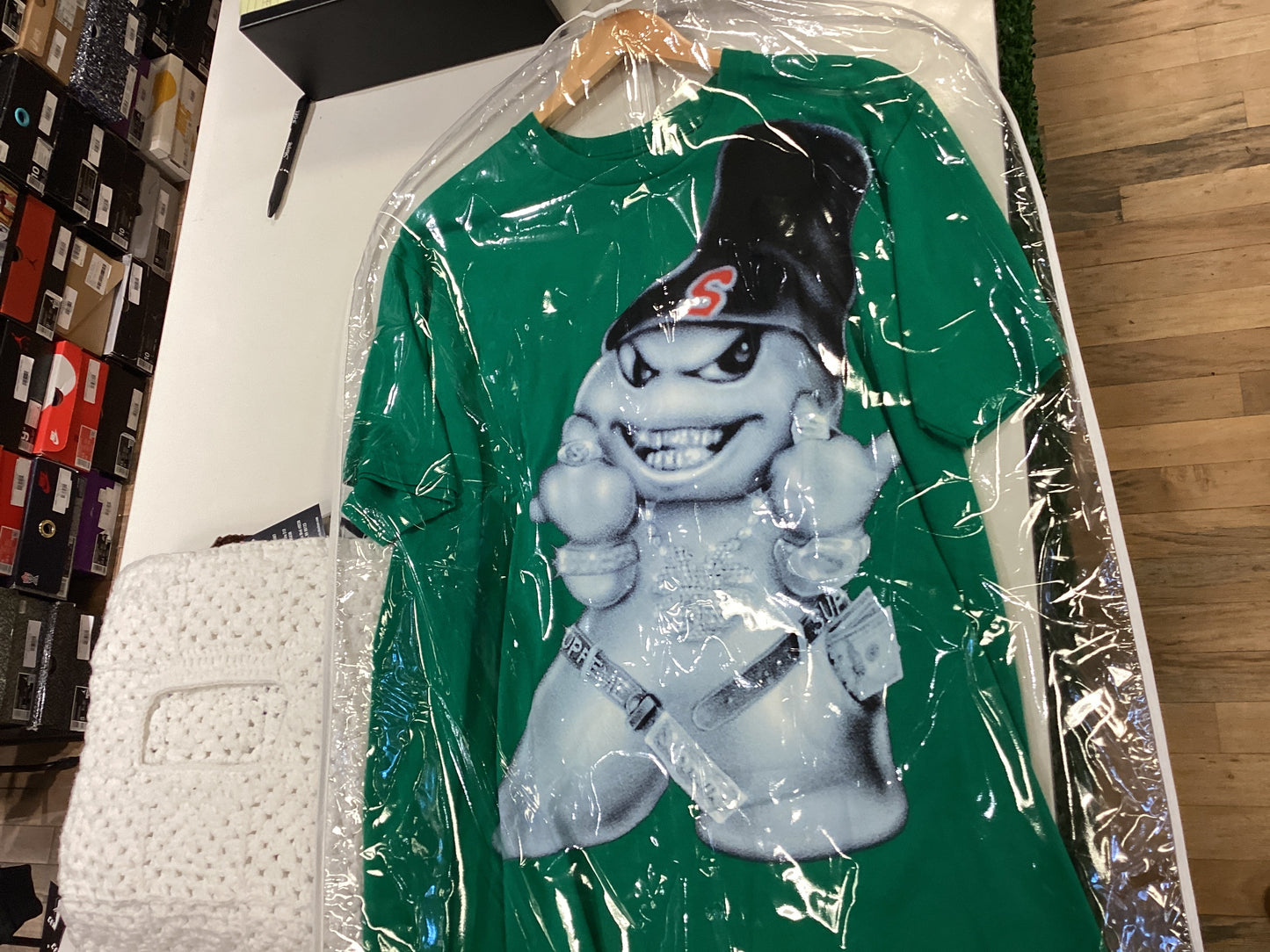 Supreme tee