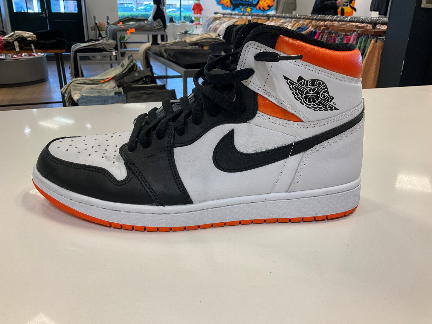 Jordan 1 High Electro Orange *USED*
