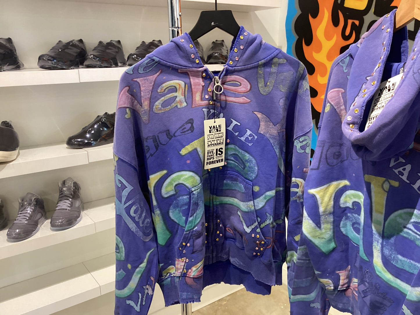 Vale valley dreams zip up blue
