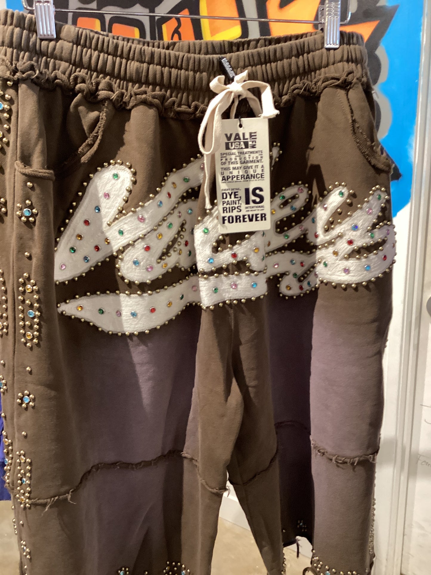 Vale Valleydreams grey shorts