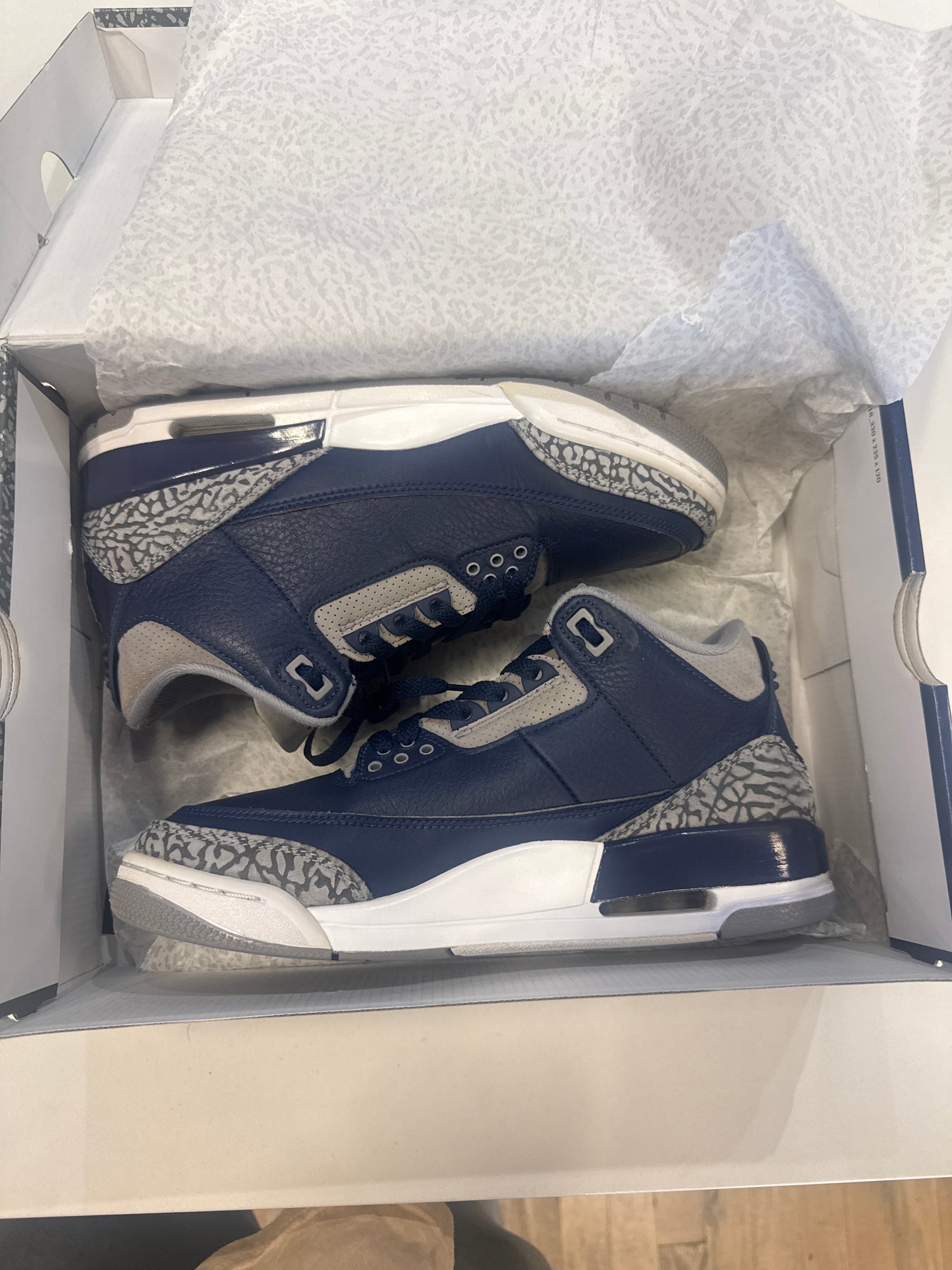 Jordan retro 3 Georgetown *Used*