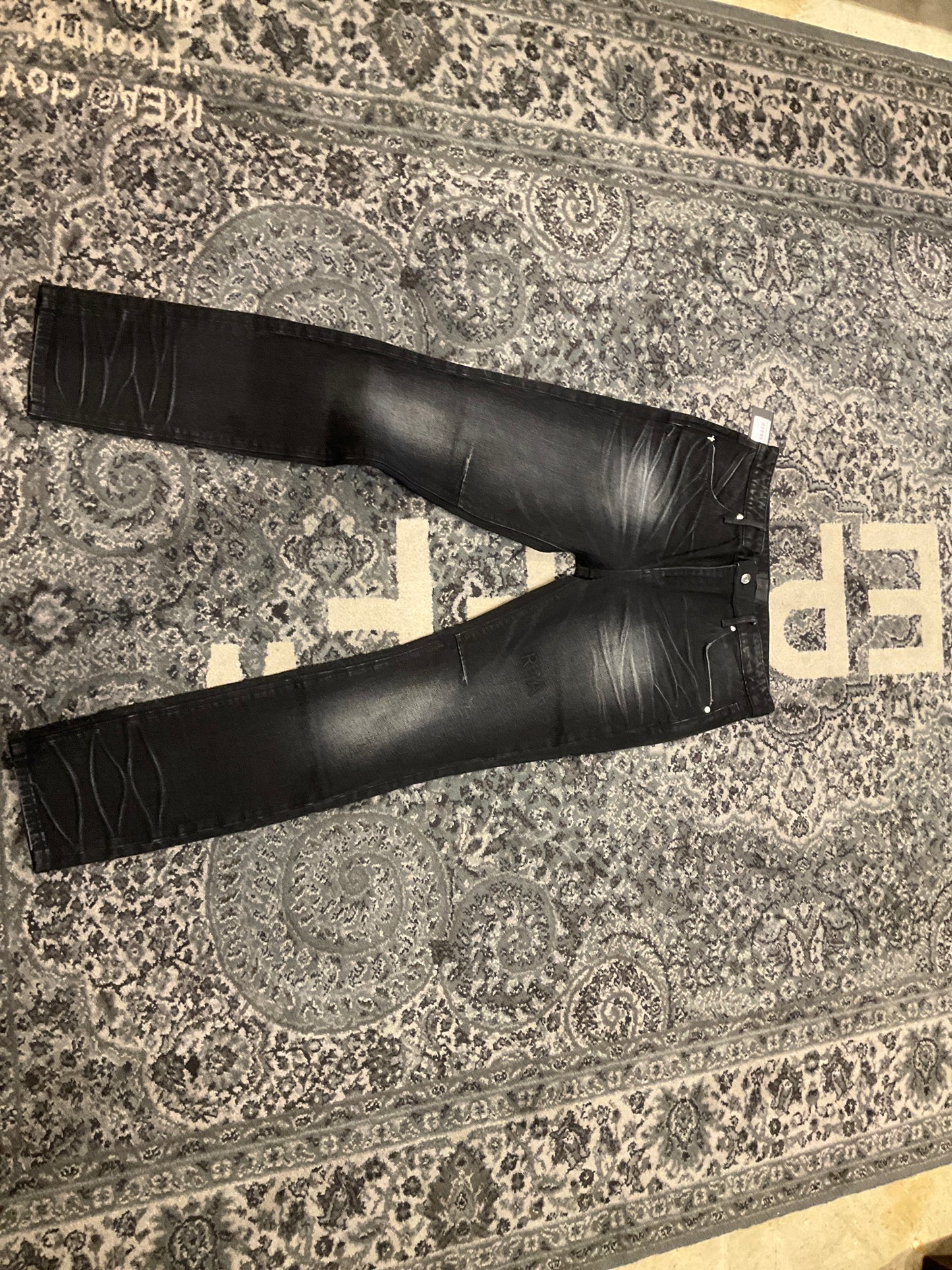 RTA Bryant Black Faded distressed