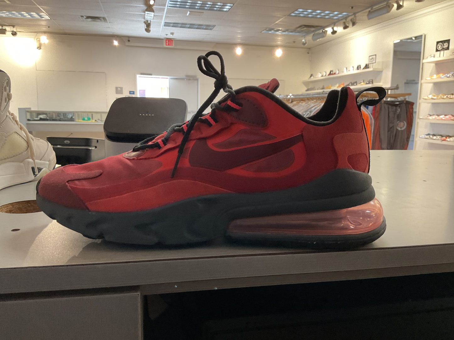 Nike Air Max 270 React University Red*USED*