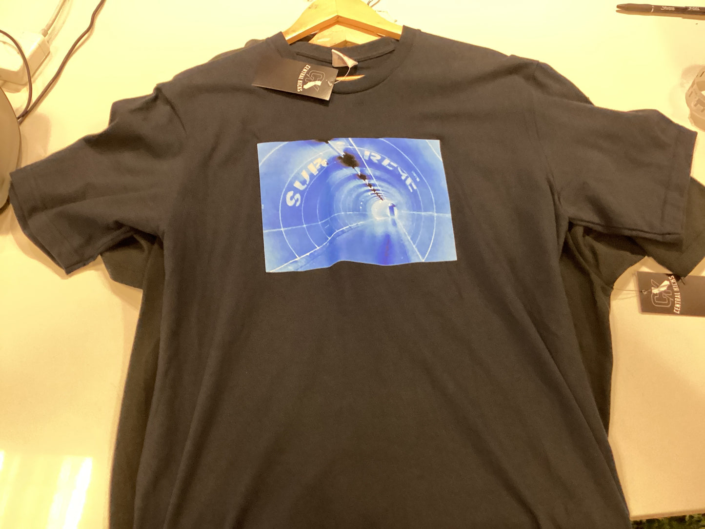 Supreme tee
