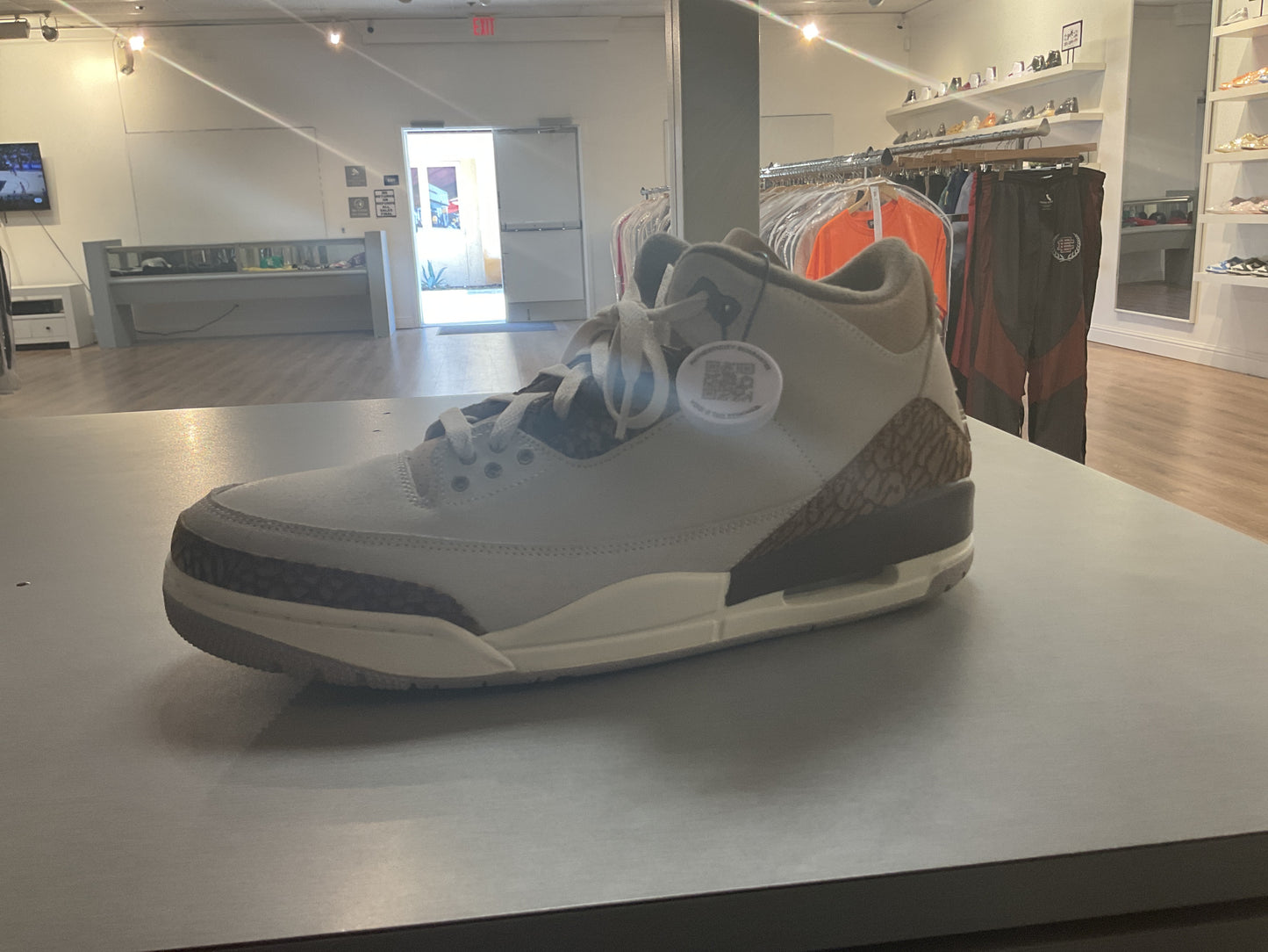 Jordan 3 Retro Palomino *TRIED ON* NO BOX