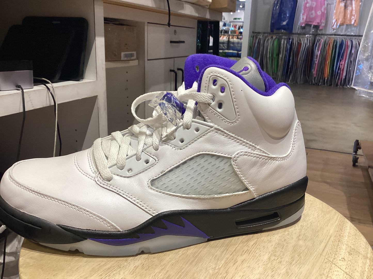 Used Jordan 5 retro dark concord