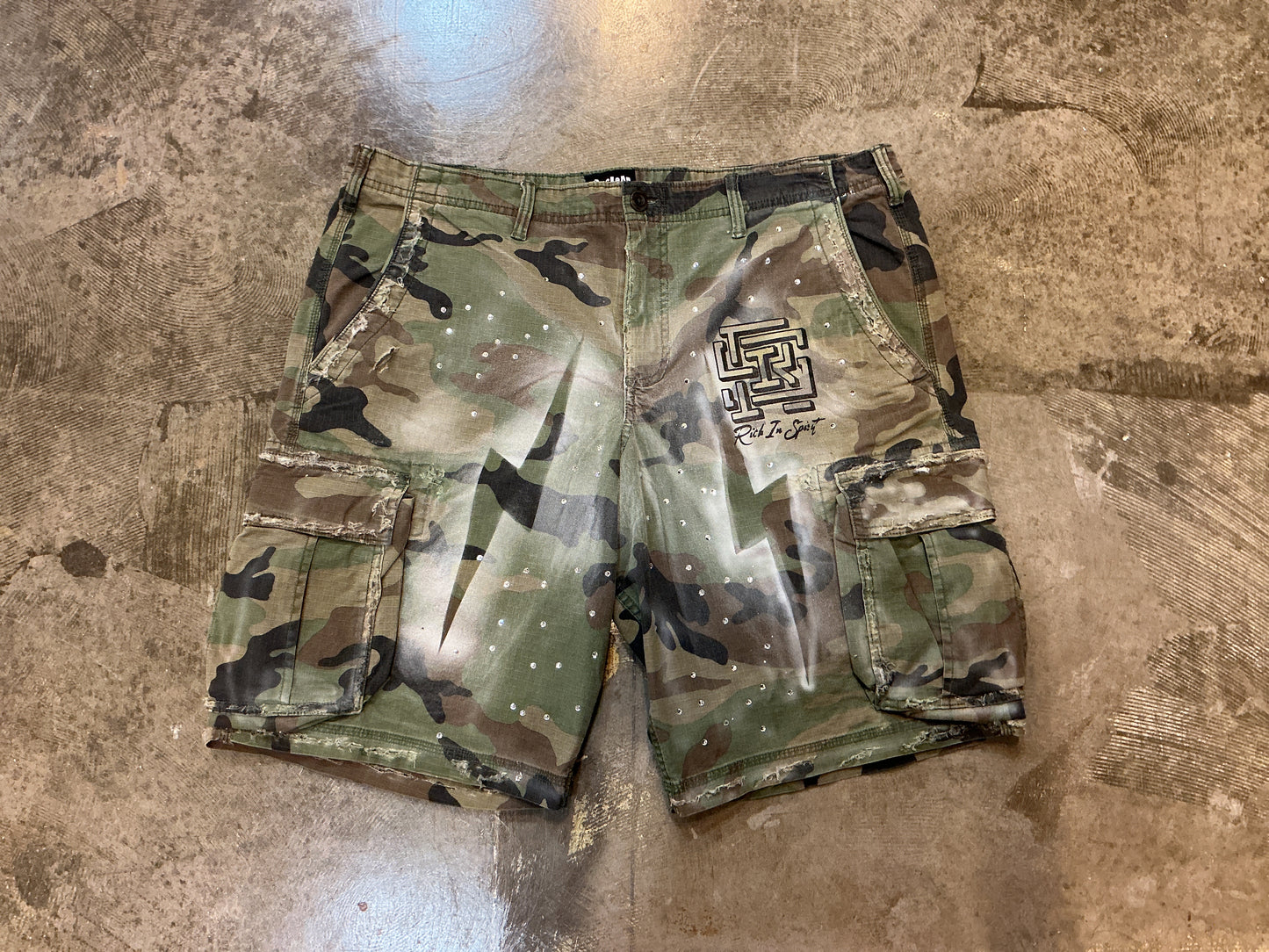 RIS Camo Cargo Shorts