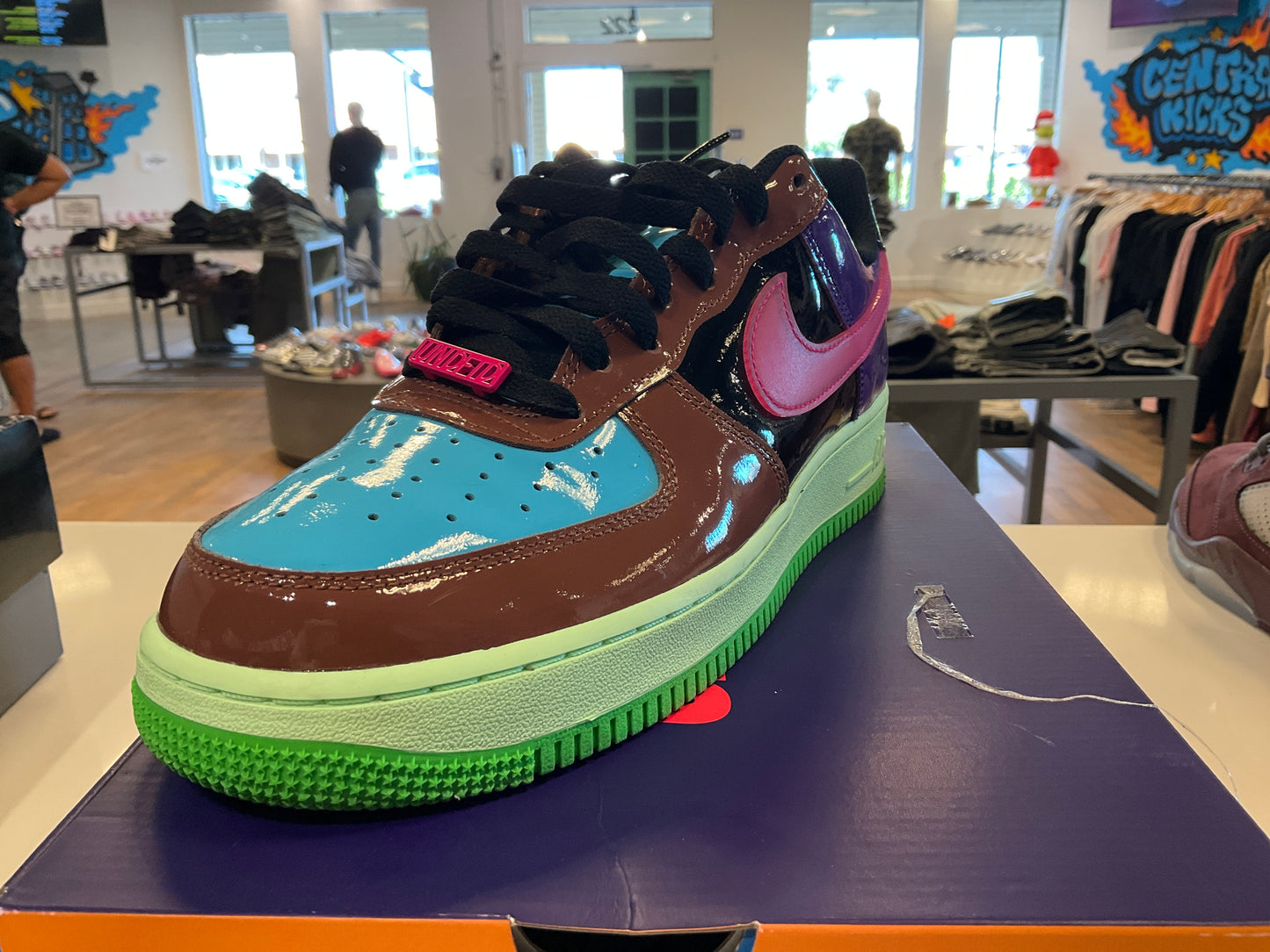 Nike Air Force 1 Low SP Undefeated Multi-Patent Pink Prime Used*