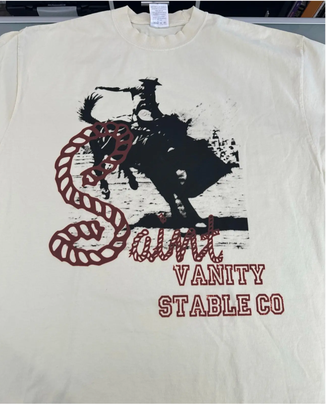 Saint Vanity Stable Tee Cream/Red/Black
