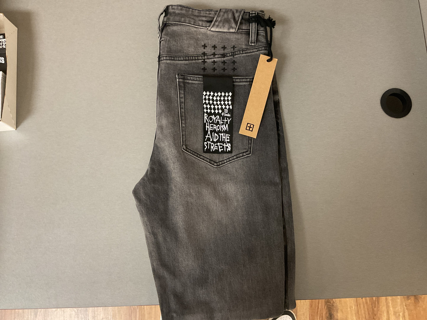 Ksubi chitch sinner black