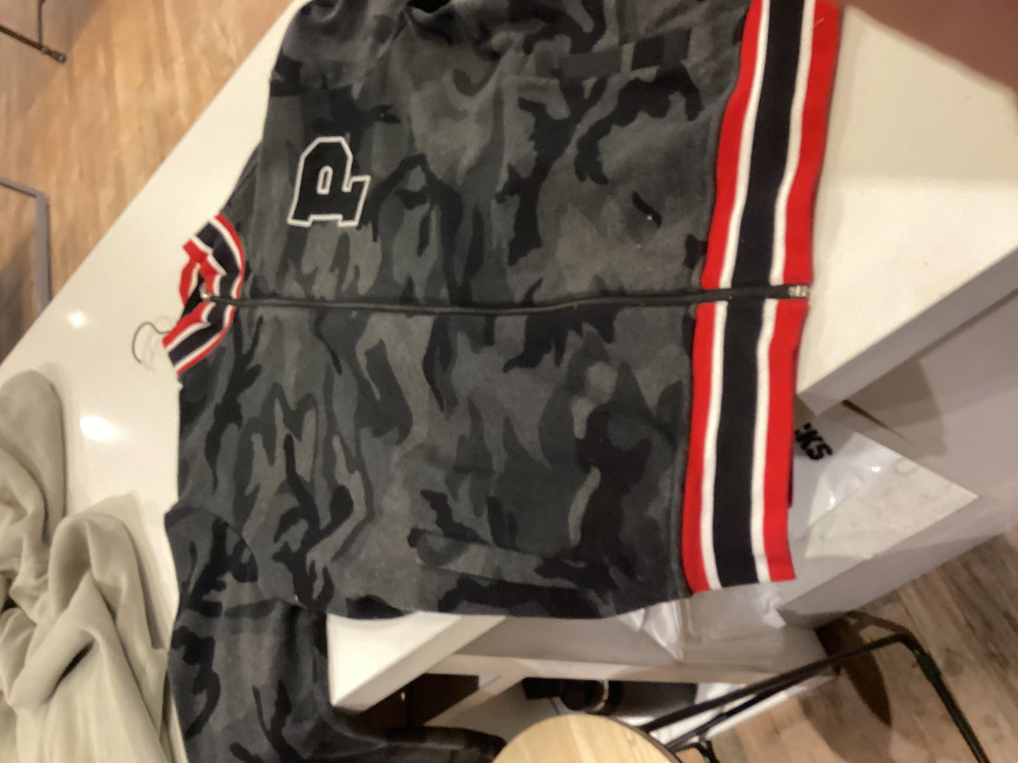 Used polo crewneck xl