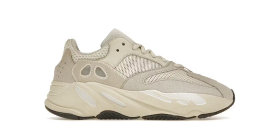 Yeezy 700 Analog