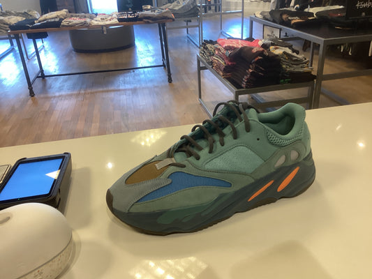 Yeezy Boost 700 Faded Azure *USED*