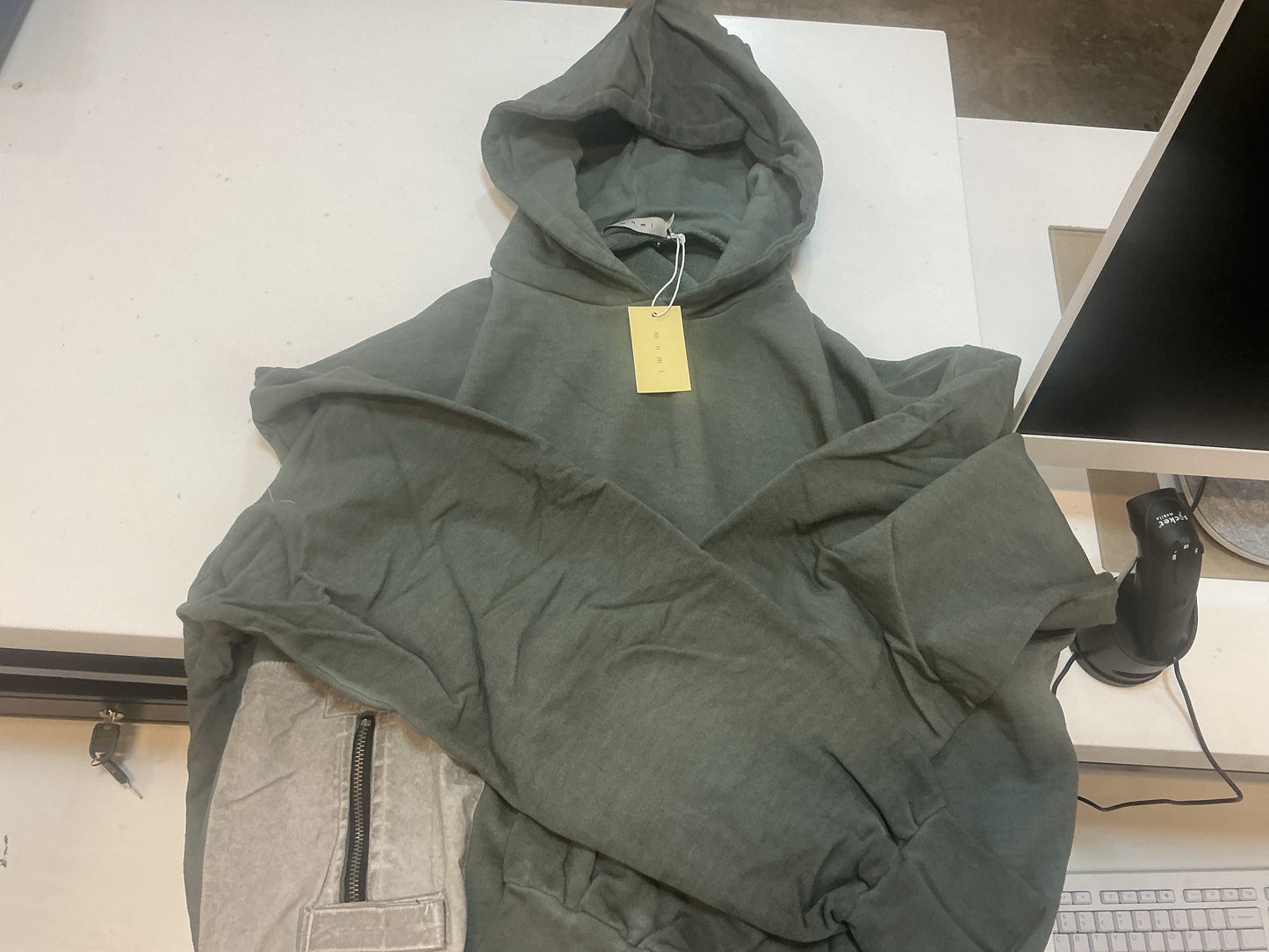 M2021 Single Zip Patched Hoodie