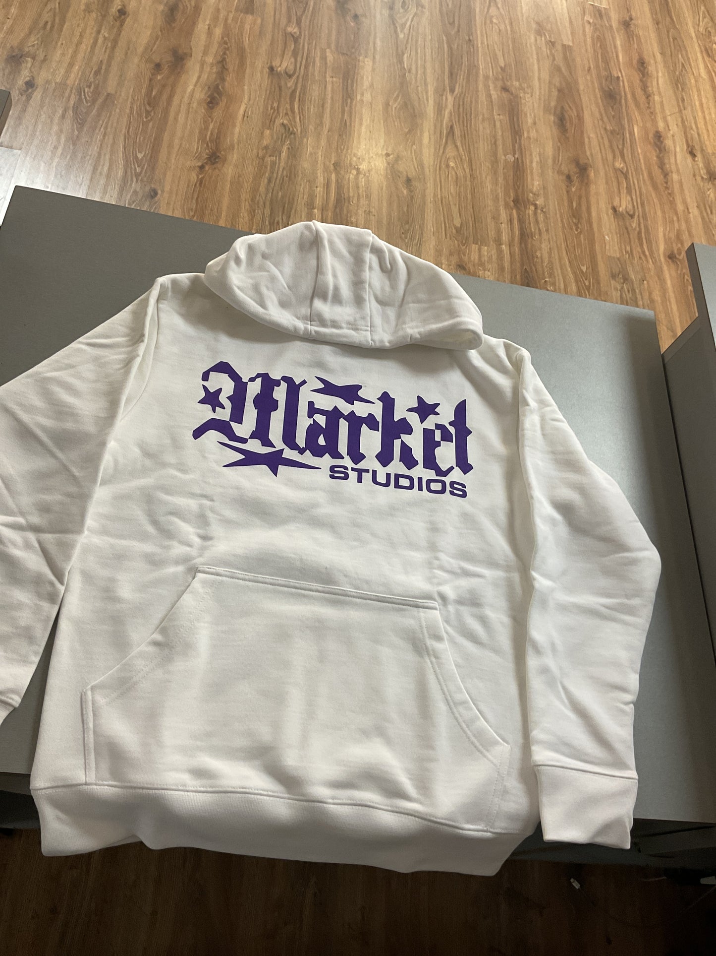 Market Hoodie- White
