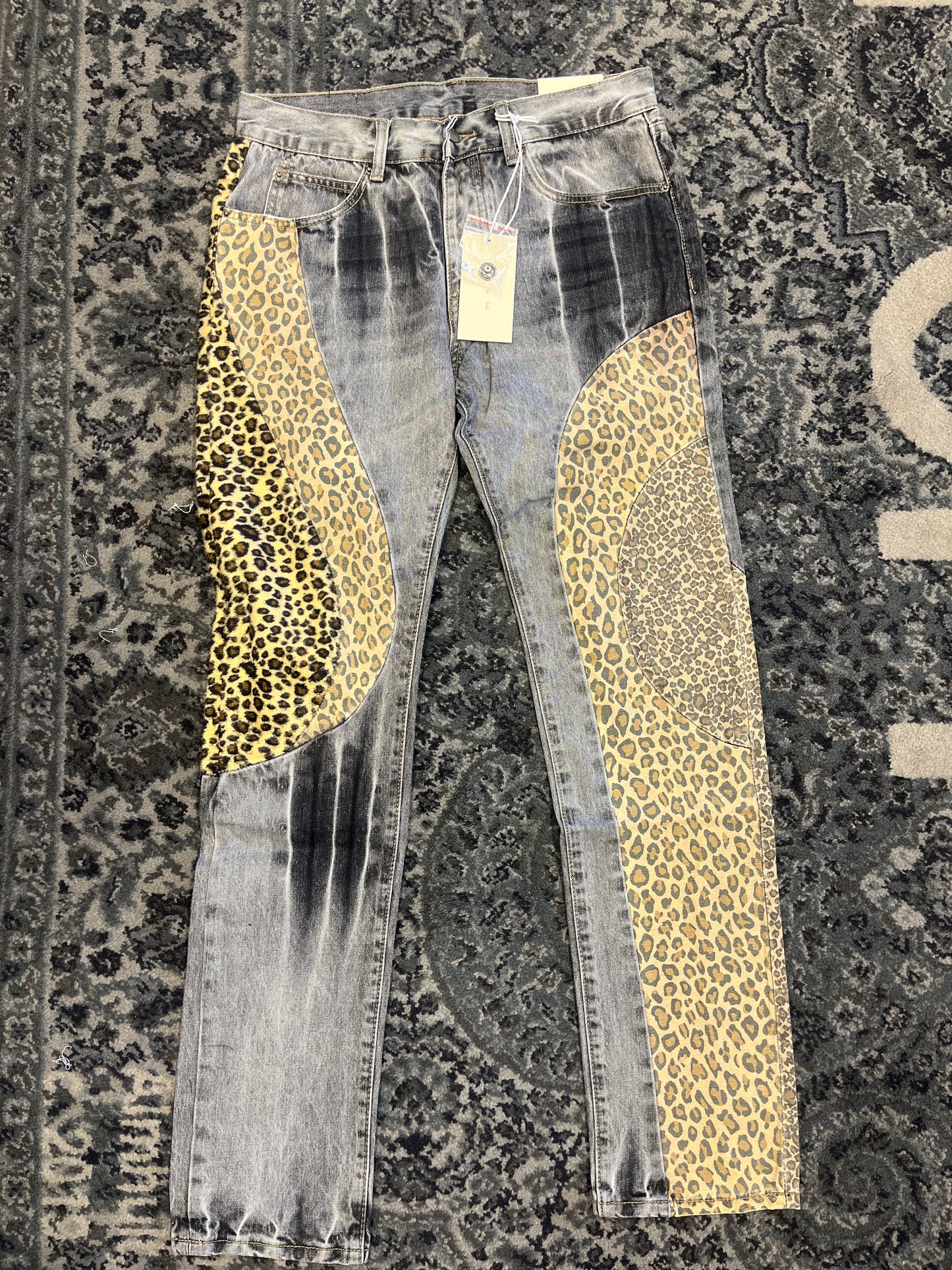 D422 Leopard Denim Jean