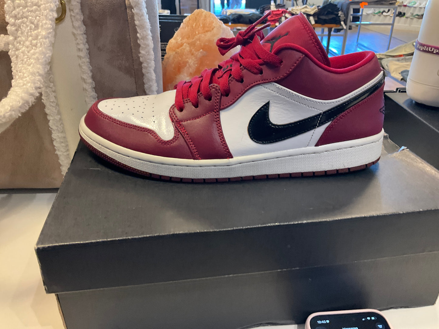 Jordan 1 Low Noble Red *USED*