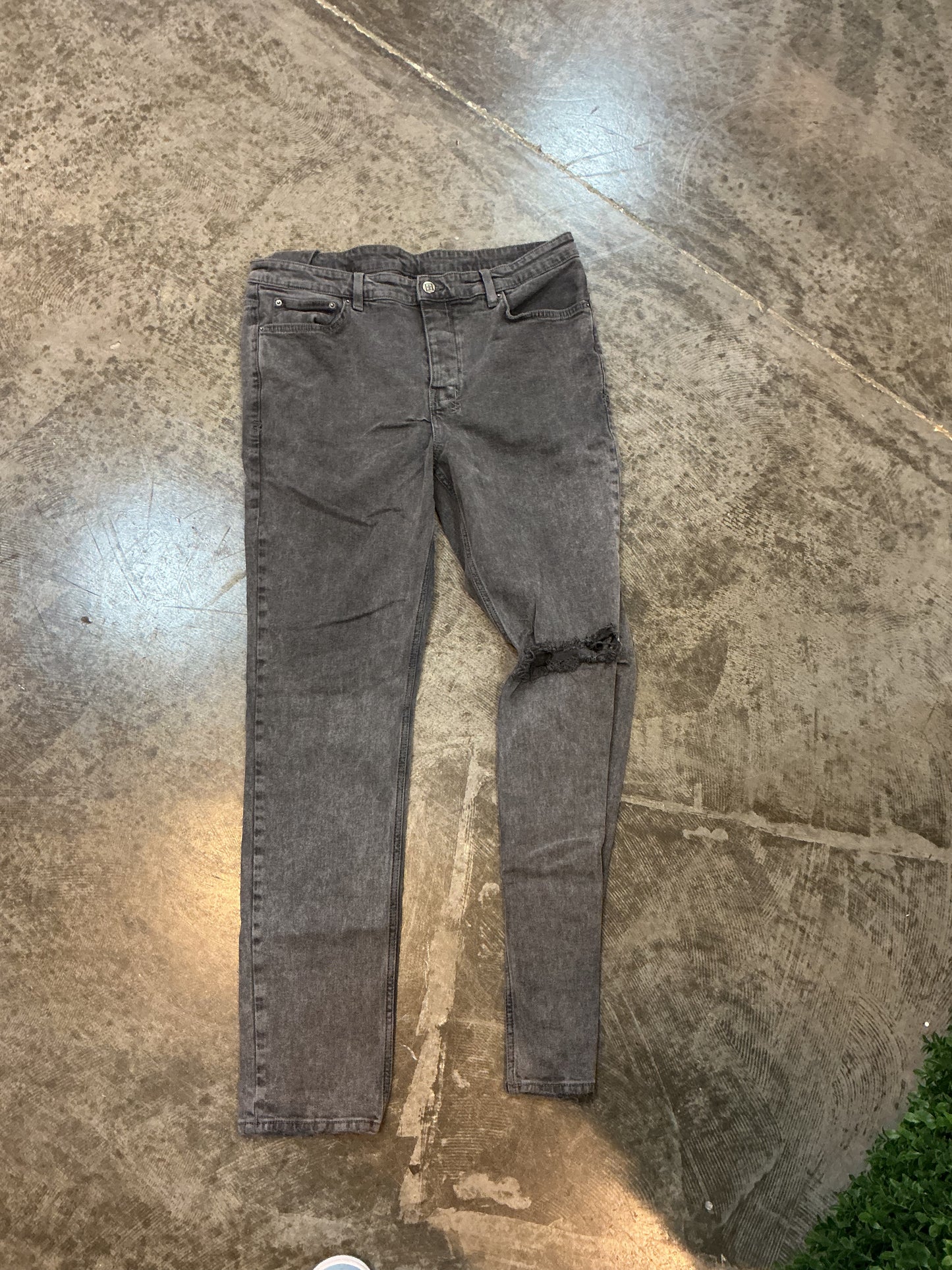 Kusubi Jeans Ripped